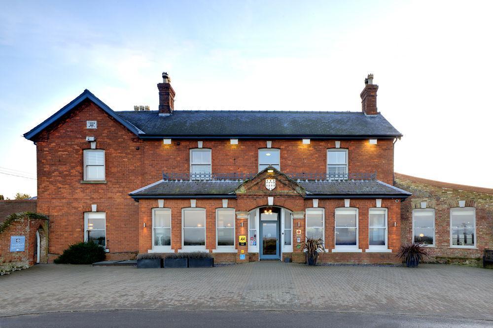 Titchwell Manor Hotel Exterior photo