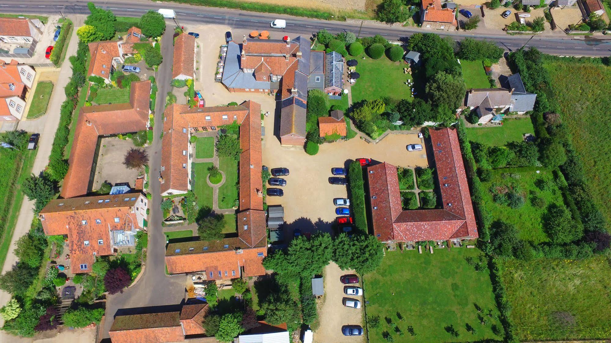 Titchwell Manor Hotel Exterior photo